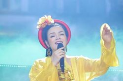 Ca sĩ Tân Nhàn vẫn thăng hoa trong 'Con đường âm nhạc' dù gặp vấn đề về sức khỏe