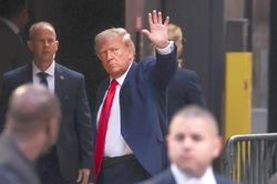 Ông Trump tới New York