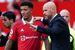 Erik ten Hag sắm vai 'người ác', đại tu đội hình MU