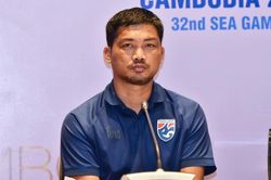 HLV Thái Lan đánh giá Campuchia mạnh hơn Việt Nam ở SEA Games 32