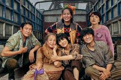 'Cuộc đời vẫn đẹp sao': Khán giả bức xúc với cậu con trai thủ khoa xấu hổ vì bố làm bốc vác