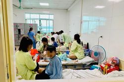 Hà Nội: Trẻ mắc bệnh hô hấp gia tăng, nhiều trường hợp biến chứng nặng do nhiễm virus RSV