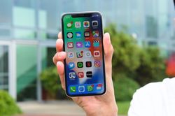 iPhone X sắp bị Apple bỏ rơi
