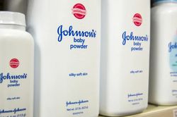 Johnson & Johnson một lần nữa dùng phá sản để giải quyết các vụ kiện tỷ đô