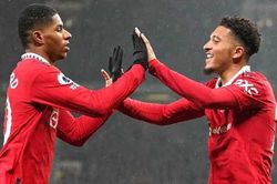 Rashford tái hiện phong độ 'gánh team' của Rooney, MU trở lại Top 4 đầy ngoạn mục