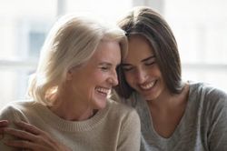 Đêm tân hôn, nàng dâu mừng húm vì mẹ chồng nói điều này