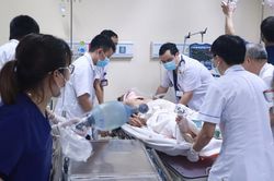 Tập trung mọi nguồn lực cứu chữa nạn nhân vụ tai nạn tại Hà Nội