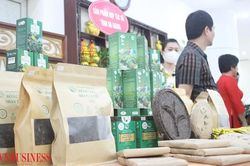 Nông sản HTX mở đường vào chuỗi bán lẻ hiện đại