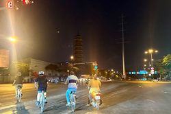 Đạp xe cũng phạm luật