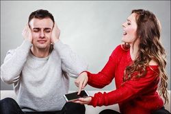 'Bắt thóp' 5 lý do khiến chồng về nhà muộn