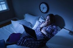 Thận 'ngã bệnh' chỉ vì một thói quen đơn giản mỗi tối