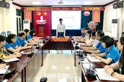 Lãnh đạo Tổng LĐLĐ Việt Nam làm việc với LĐLĐ tỉnh