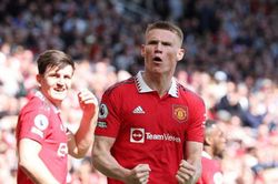 MU lập kỷ lục khó tin khi đánh bại Everton, bàn thắng quan trọng đến từ sai lầm khó hiểu của đối thủ
