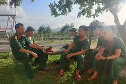 Lắng nghe, chia sẻ cùng chiến sĩ