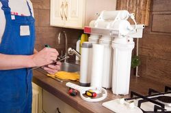 Nhận diện trò lừa thay lõi lọc nước giá 'cắt cổ' ở Hà Nội