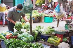 Về những tay keo kiệt...