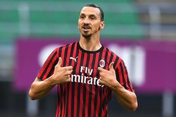 AC Milan mang tin kém vui tới Ibrahimovic