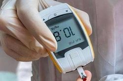 Ngứa liên tục ở 3 chỗ trên cơ thể, đừng nghĩ là dị ứng, có thể liên quan đến lượng đường trong máu quá cao