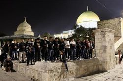 Người Do Thái đổ về đền thờ Al-Aqsa: Jordan cảnh báo Israel, Palestine nói về nguy cơ thành 'chảo lửa'