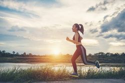 3 thời điểm tuyệt đối không nên tắm vào mùa hè