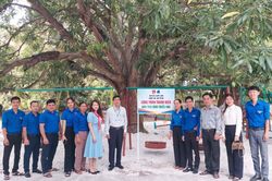 Khánh thành công trình thanh niên Khu vui chơi cho thiếu nhi tại Trường Tiểu học Cam Hải Tây