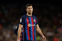 Hàng công vô duyên, Barcelona chia điểm với Girona, vẫn hơn Real tới... 13 điểm