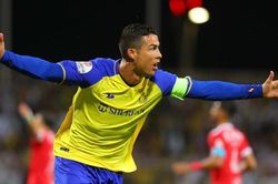 Chứng kiến kênh TikTok của MU kém xa Al Nassr, fan Quỷ đỏ ngậm ngùi khi biết lý do