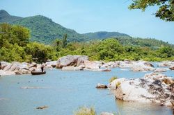 Hầm Hô: Xứ sở thần tiên miền đất Võ