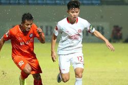 Hàng công vô duyên, Viettel hòa tẻ nhạt trên sân của Đà Nẵng