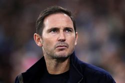 Lampard: Giữa mơ và thực ở Champions League