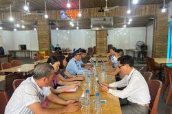 Vụ 'chặt chém' 3 du khách Trung Quốc: Người quản lý nhà hàng nghỉ việc