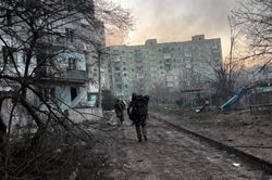 Tình hình Ukraine: Nga kiểm soát các tòa nhà hành chính ở Bakhmut, sử dụng bom chân không ở Kherson?