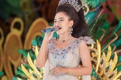 Nhan sắc xinh đẹp của nữ ca sĩ vừa qua đời vì ngã bể bơi khiến netizen tiếc nuối