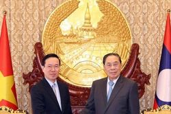 Gắn bó keo sơn, vun bồi tình hữu nghị