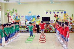 Giải bài toán giáo viên nghỉ việc: Có thực mới vực được đạo
