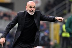 HLV Pioli tiếc vì Milan không thắng đậm Napoli