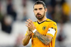 MU lợi thế ký Ruben Neves, Liverpool tranh Declan Rice