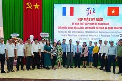 Kỷ niệm 50 năm Ngày thiết lập quan hệ ngoại giao Việt Nam - Pháp