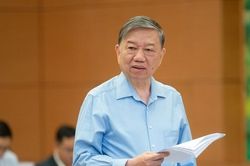 Đề nghị sớm thông qua Luật Trật tự an toàn giao thông đường bộ, bảo đảm an toàn hơn cho người dân