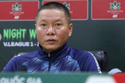 CLB Hải Phòng thua Hà Nội FC, HLV Chu Đình Nghiêm trách trọng tài