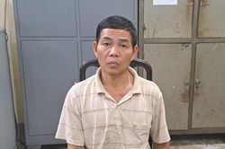 Sát hại hàng xóm vì lôi kéo vợ mình đi ăn chơi, hát hò