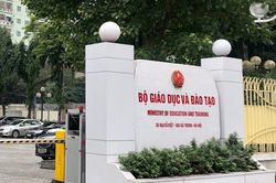 Bộ Giáo dục và Đào tạo sẽ nghiên cứu, sửa đổi quy định về dạy thêm, học thêm