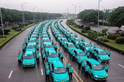 Hãng taxi xanh đầu tiên tại Việt Nam đi vào hoạt động