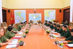Phối hợp thực hiện nhiều giải pháp bảo đảm quốc phòng, an ninh