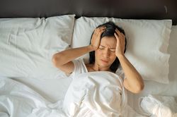 Những điều cần biết về hội chứng giấc ngủ kinh hoàng