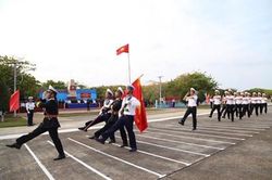 Huyện đảo Trường Sa mít tinh kỷ niệm 48 năm Ngày giải phóng