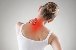 7 nguyên nhân phổ biến gây tê bì chân tay