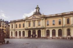 Từ Viện hàn lâm Thụy Điển đến giải thưởng Nobel [Kỳ 1]