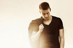 Tâm sự của chàng trai phải trả góp tiền mua điện thoại cho người yêu cũ