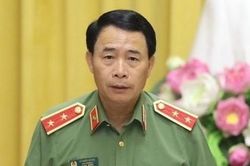 Thứ trưởng Bộ Công an: 'Có tình trạng co cụm, cầu an, thận trọng quá mức'